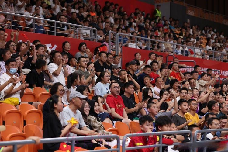 黄河之滨、群芳竞逐 女子五人制足球国际邀请赛在金城兰州开赛 黄河之滨、群芳竞逐 女子五人制足球国际邀请赛在金城兰州开赛